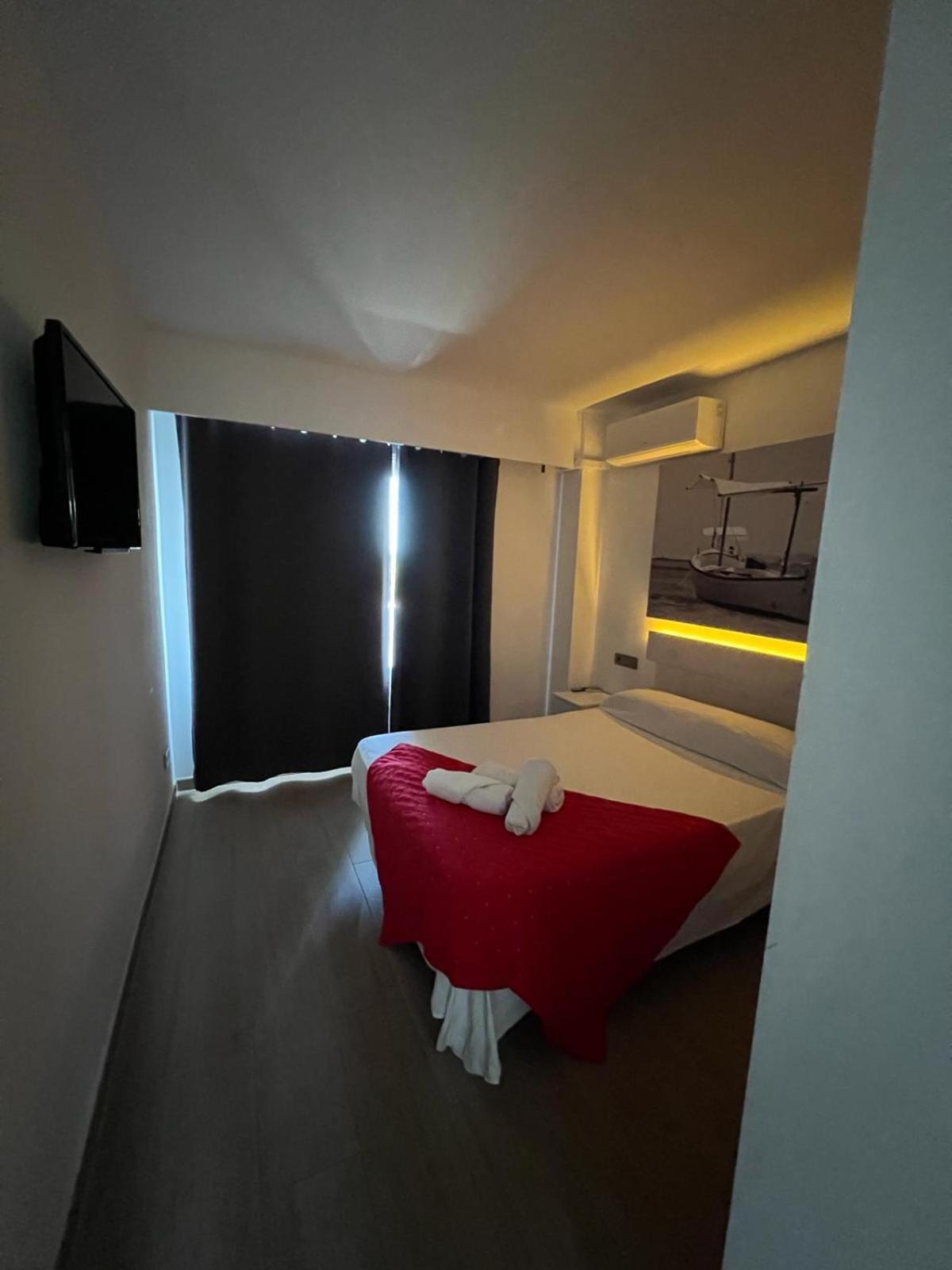 Bright Apartment In Puerto Alcudia Port de Alcudia  Luaran gambar